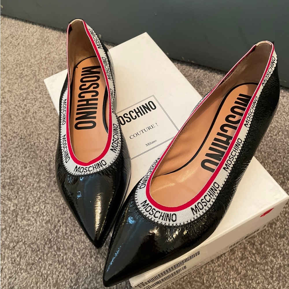 Moschino Ballet Flats